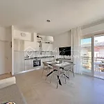 Διαμέρισμα 211 - Bilo Appena Ristrutturato A A Due Passi Dal Centro Del Paese - White Club Omaggio Dal Lun Al Ven Fino Al 02-08 *