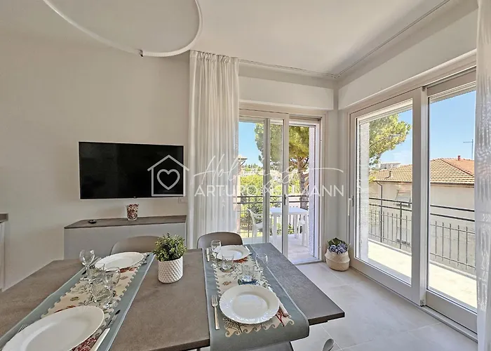 211 - Bilo Appena Ristrutturato A A Due Passi Dal Centro Del Paese