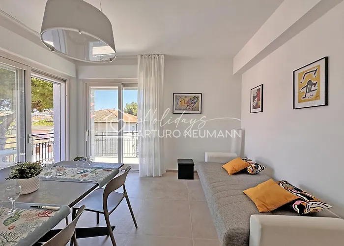 211 - Bilo Appena Ristrutturato A A Due Passi Dal Centro Del Paese Διαμέρισμα Sirolo